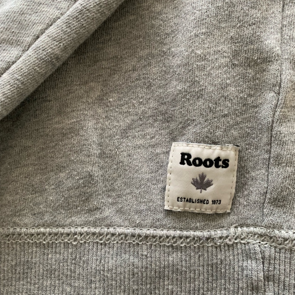 ROOTS Sweatshirt - Picture 8 of 10